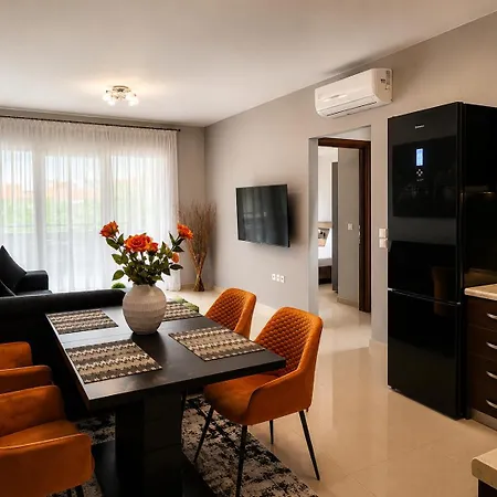 Lirtzis Luxury